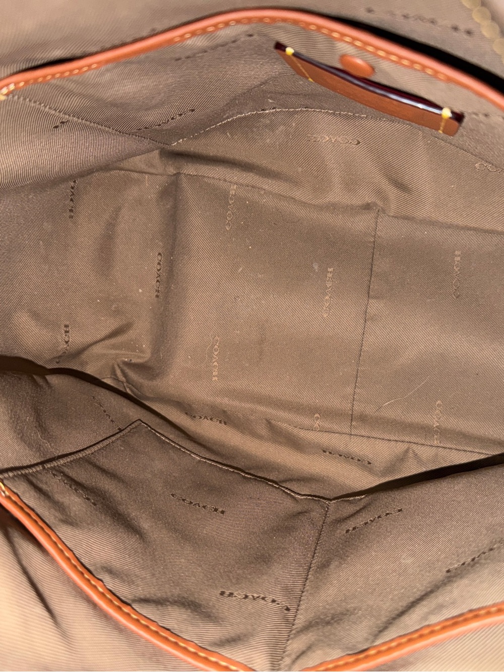Cary Medium Soft Pebble Leather Shoulder Bag - Picture 11 of 14